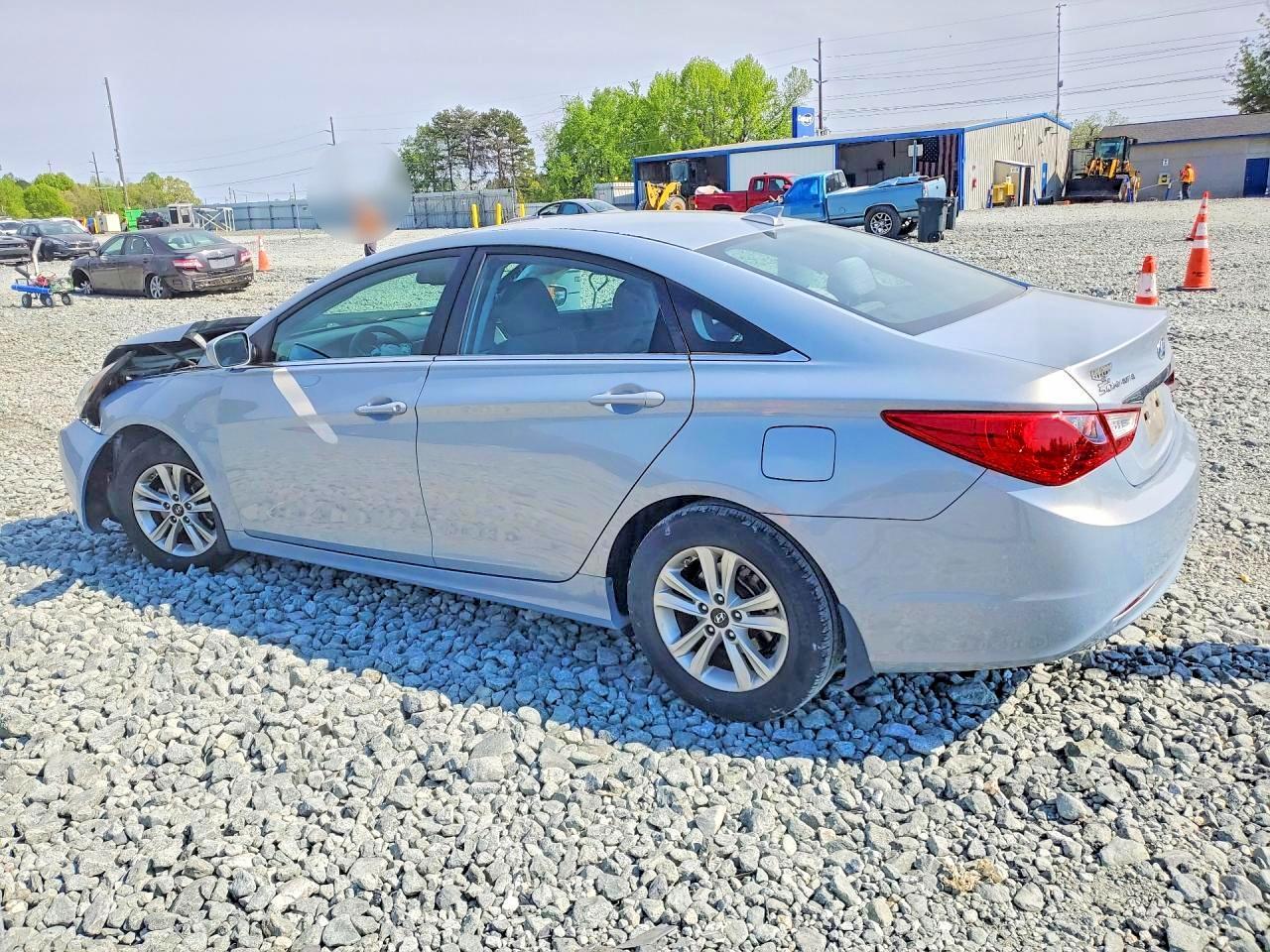 2013 HYUNDAI SONATA