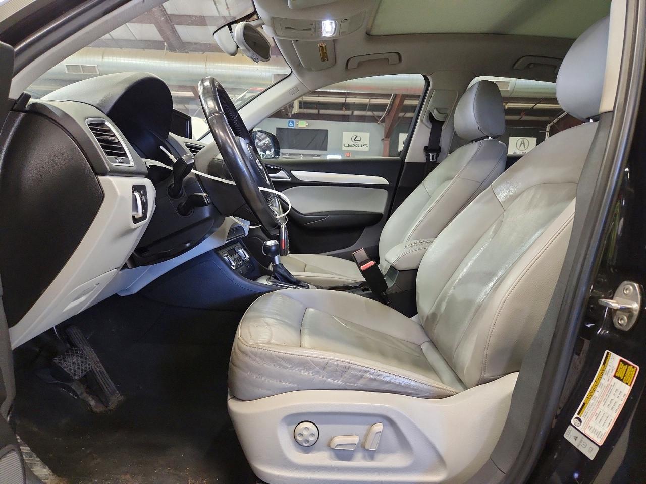 2015 AUDI Q3