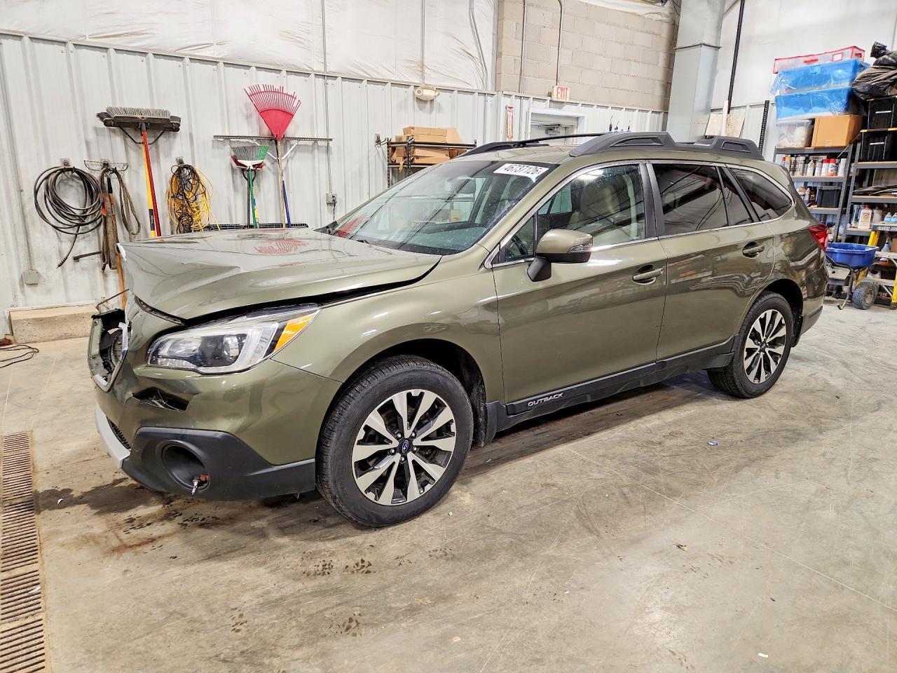 2015 SUBARU Outback