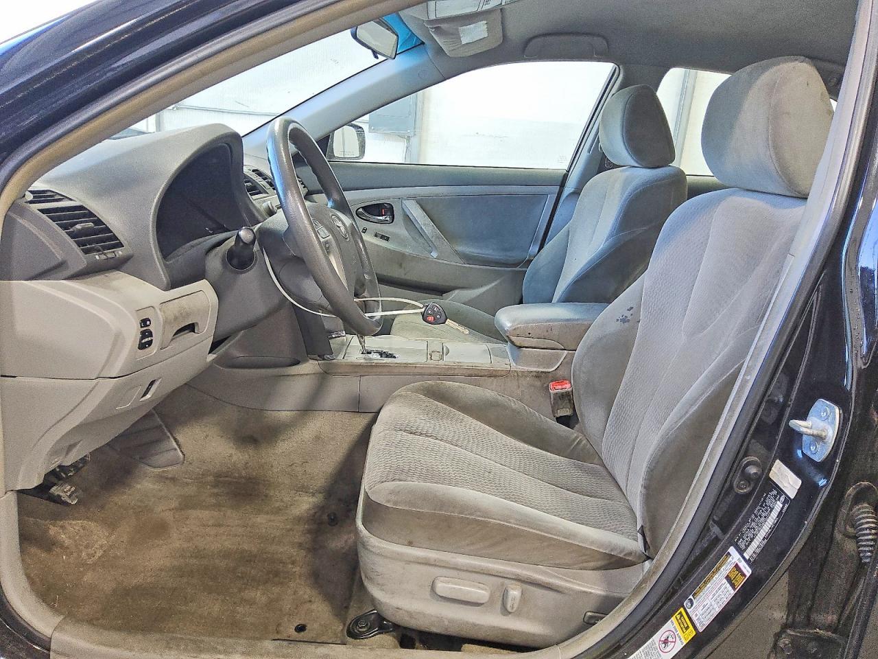 2011 TOYOTA CAMRY