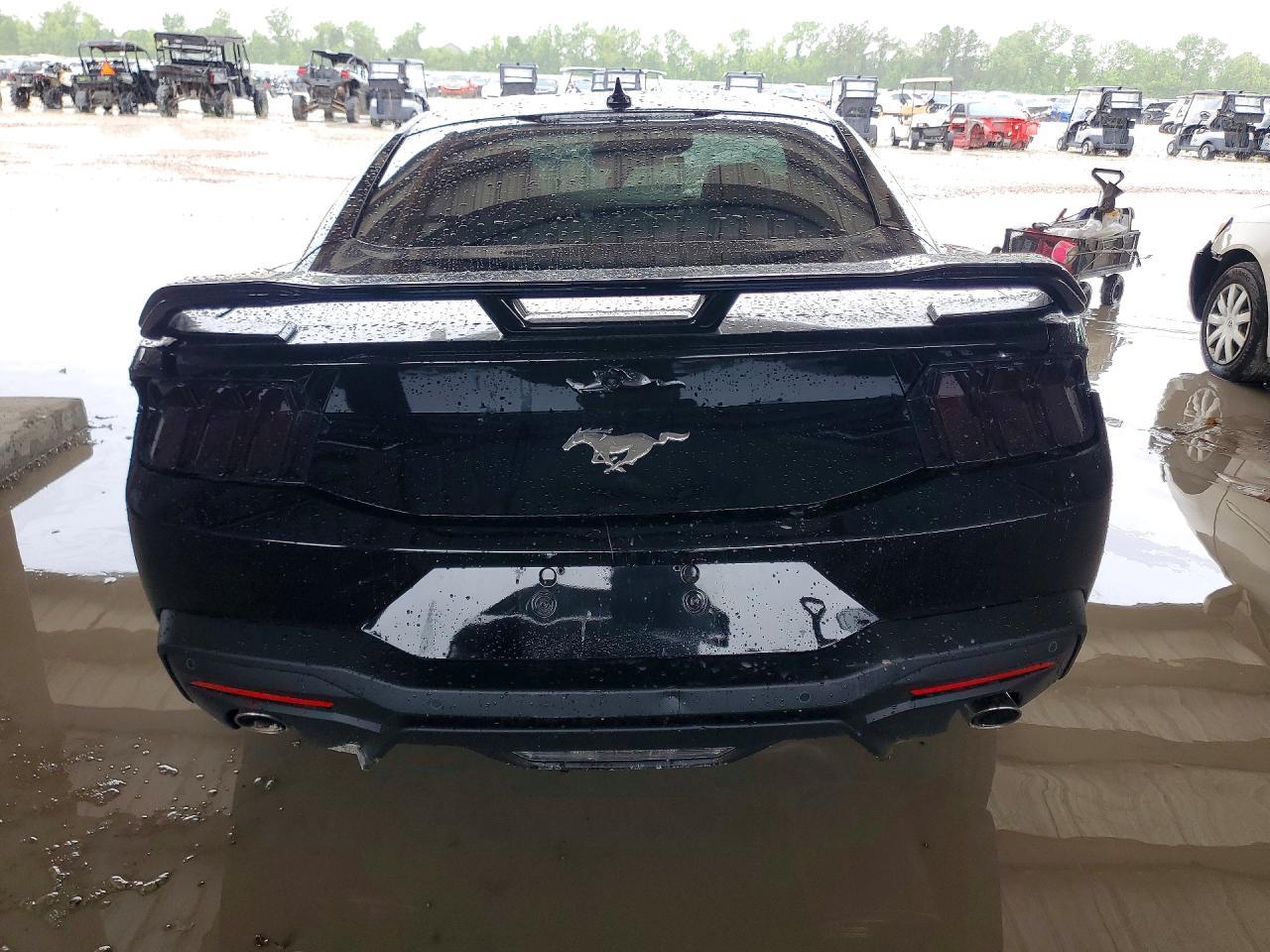 2025 FORD MUSTANG