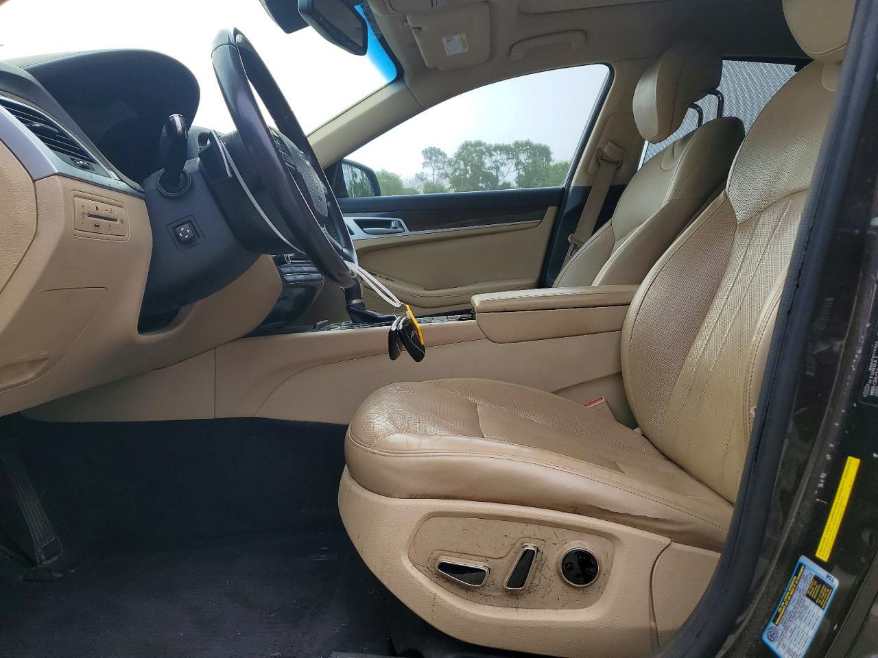 2015 HYUNDAI GENESIS
