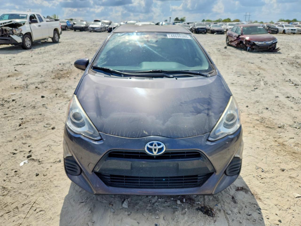 2016 TOYOTA Prius c