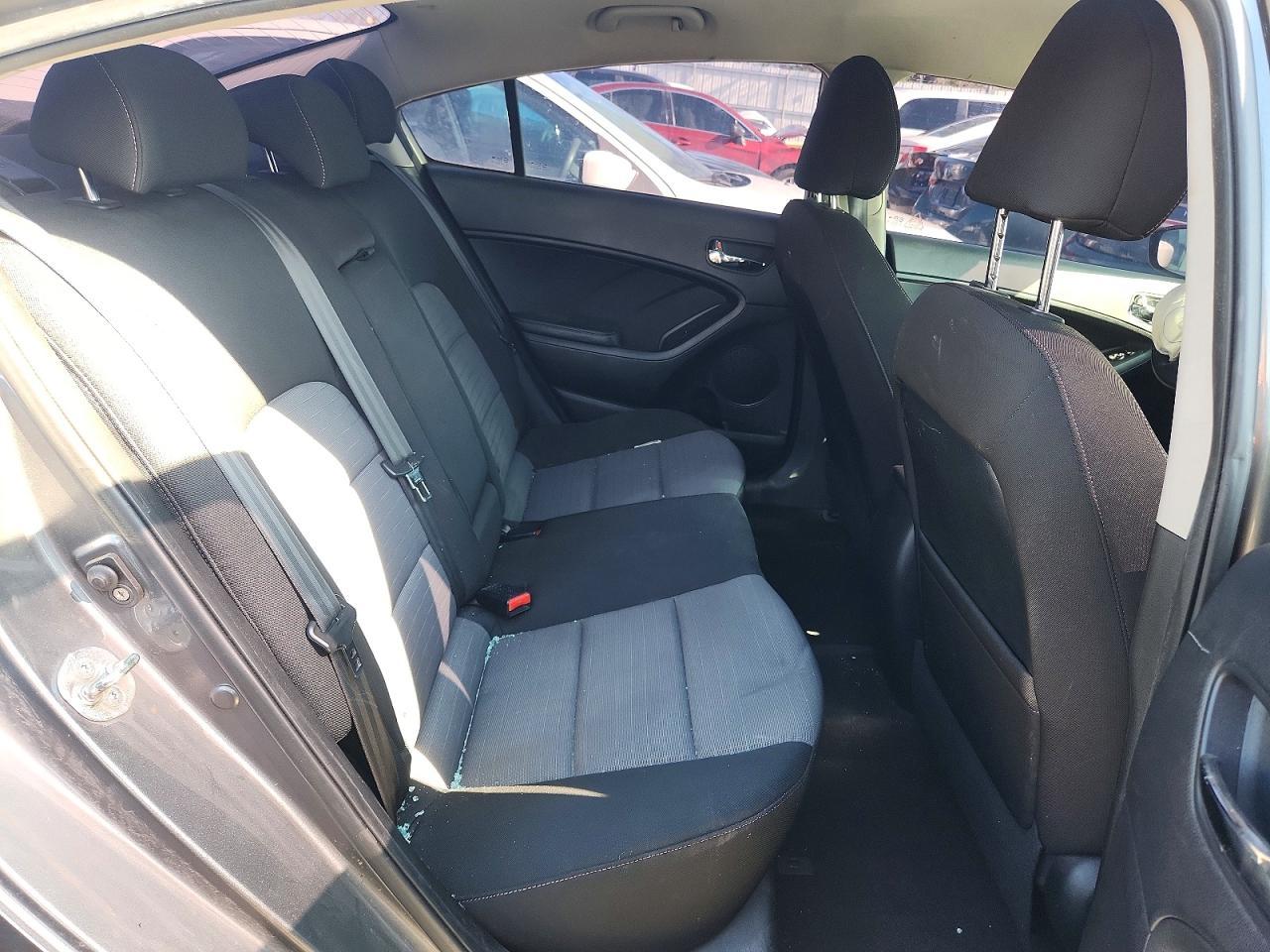 2015 KIA FORTE