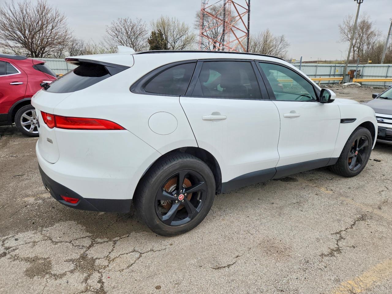 2019 JAGUAR F-Pace