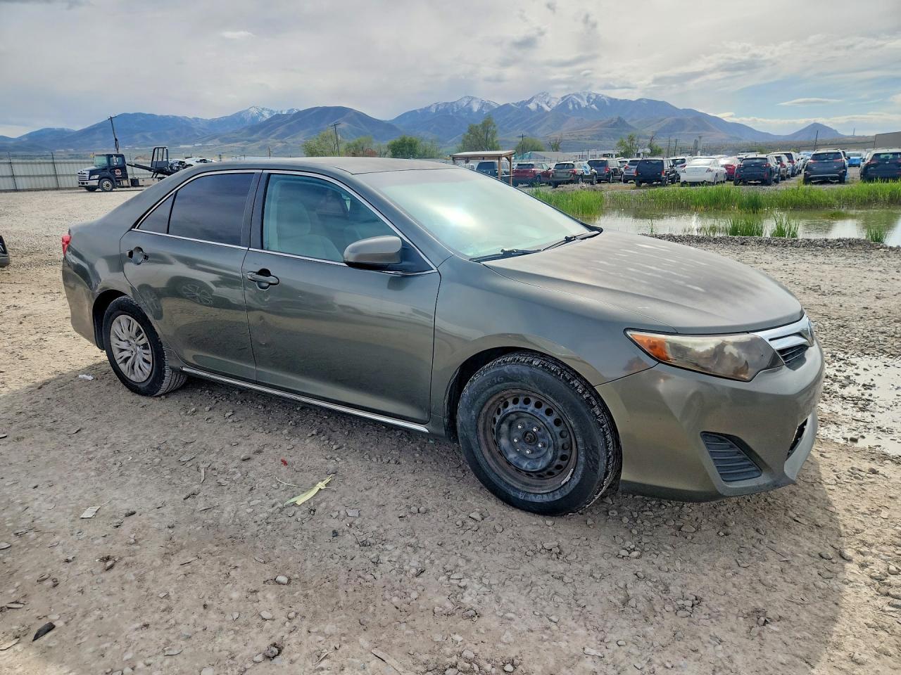 2014 TOYOTA CAMRY