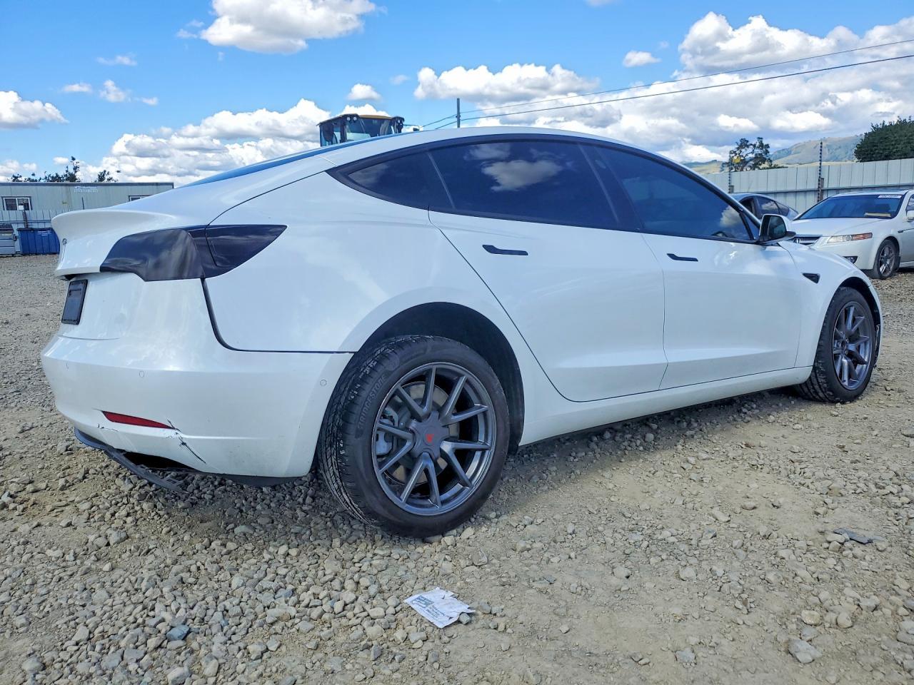 2021 TESLA MODEL 3
