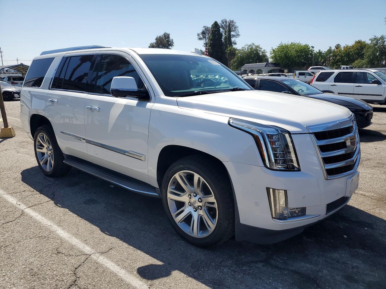 2017 CADILLAC ESCALADE