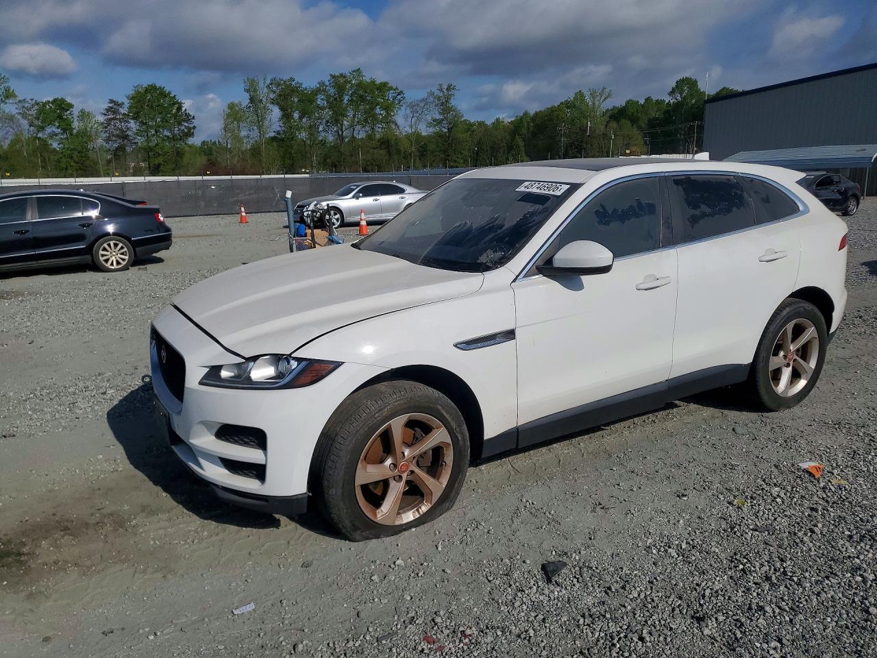 2019 JAGUAR F-Pace