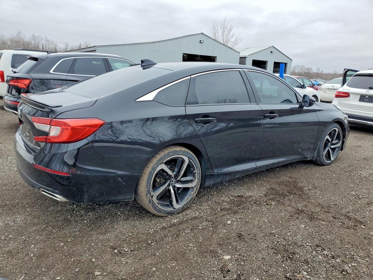 2018 HONDA ACCORD