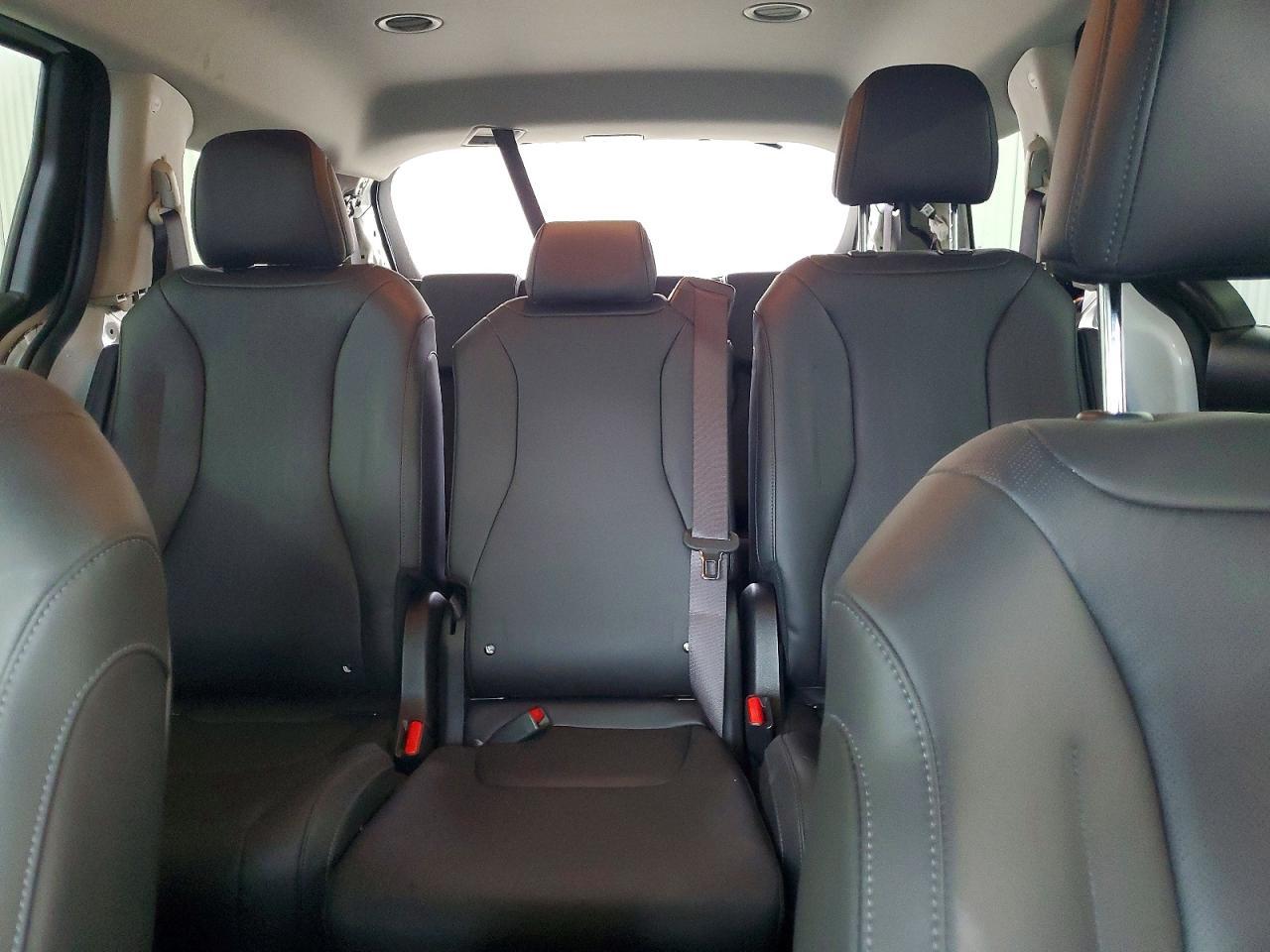 2026 KIA Carnival