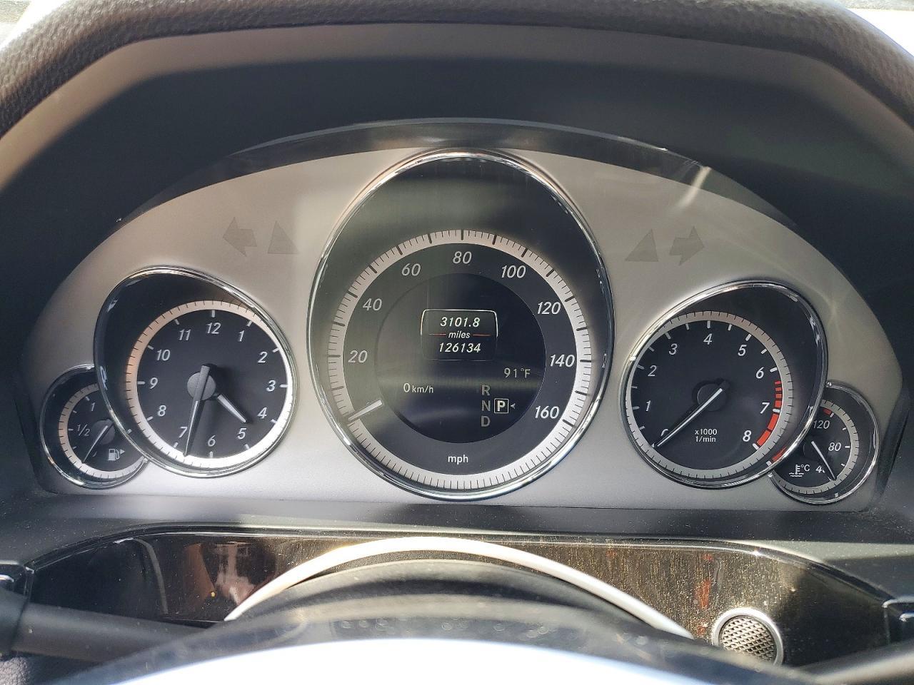 2013 MERCEDES-BENZ E-Class