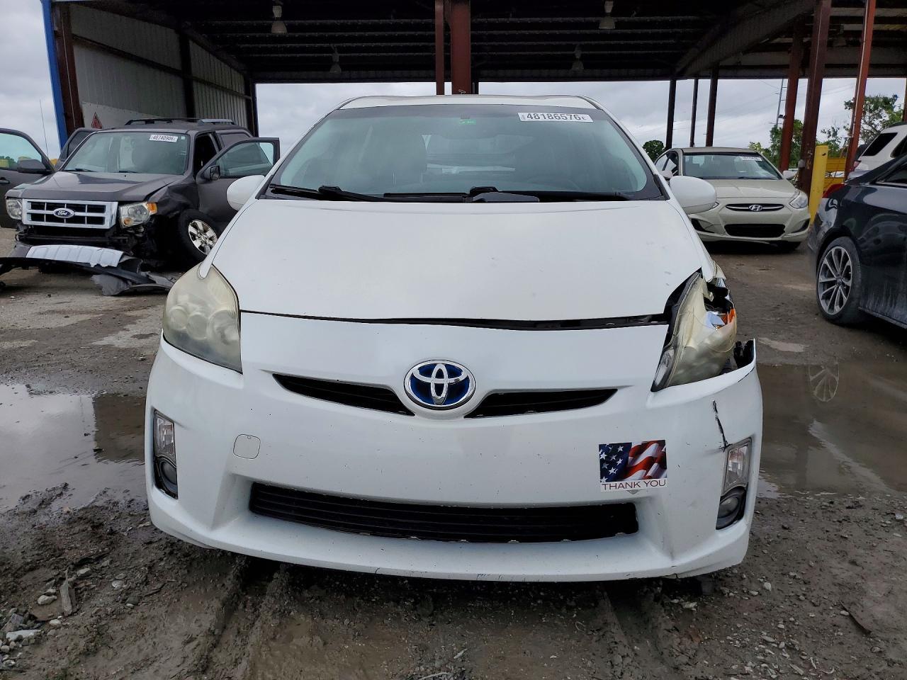 2011 TOYOTA PRIUS