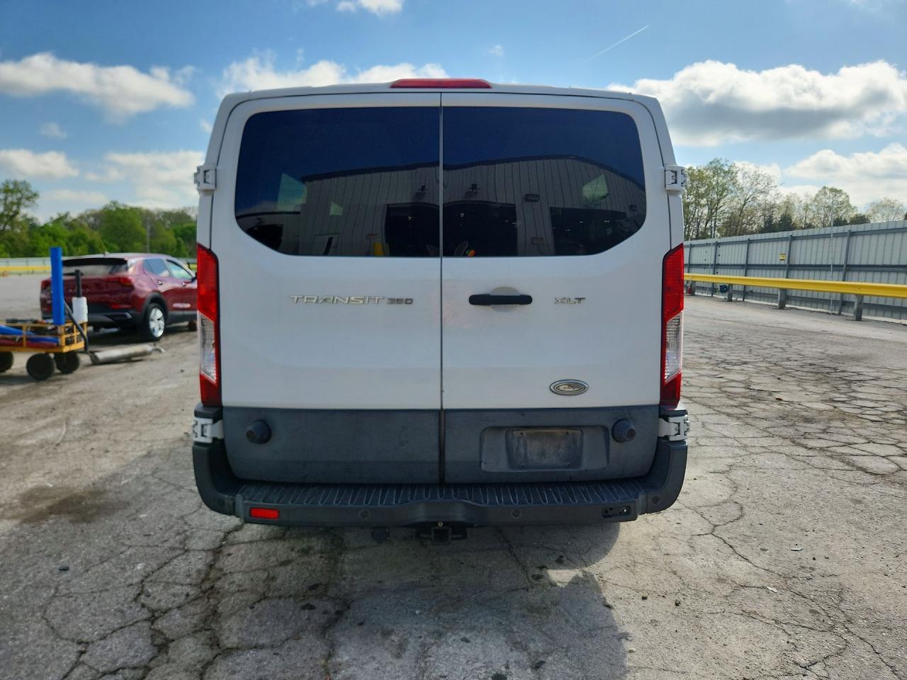 2015 FORD Transit