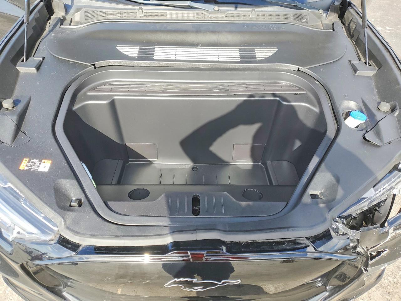 2021 FORD Mustang Mach-E