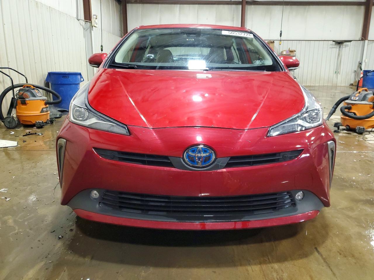 2019 TOYOTA PRIUS