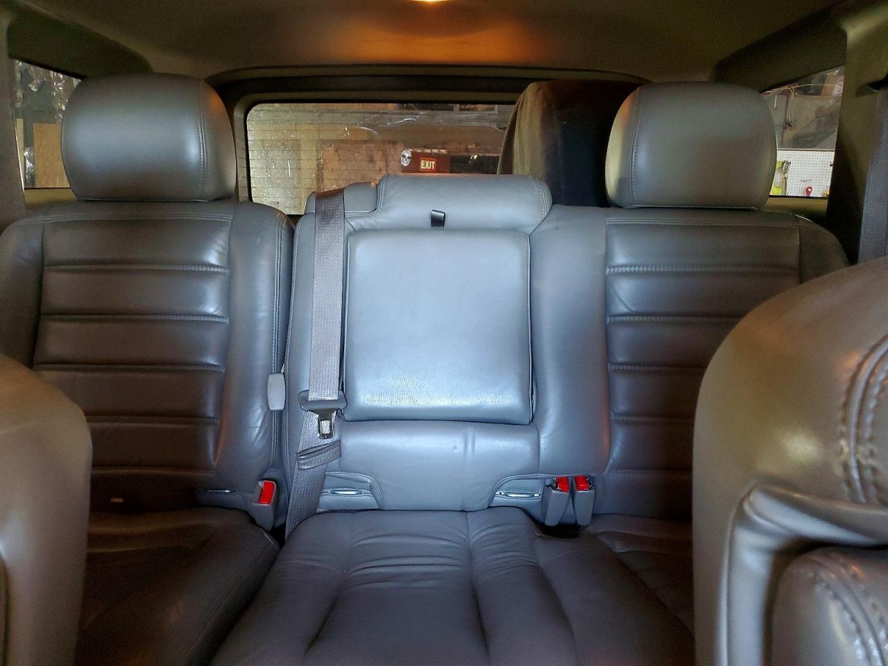 2004 HUMMER H2