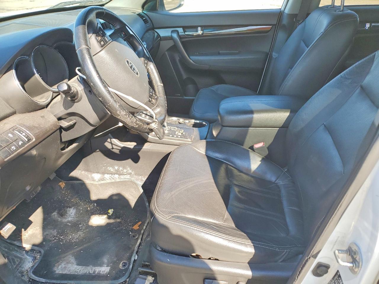 2013 KIA SORENTO