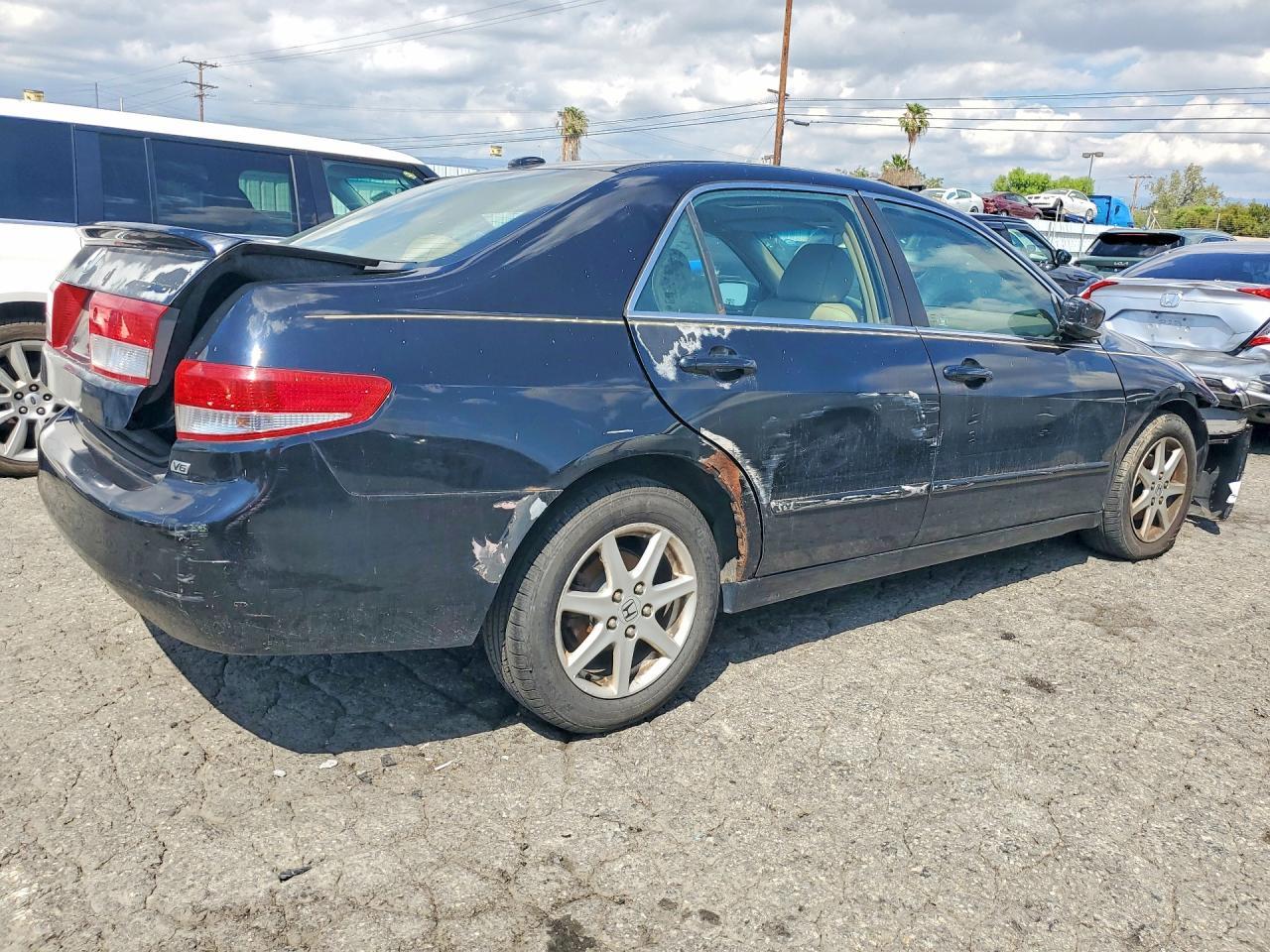 2004 HONDA ACCORD