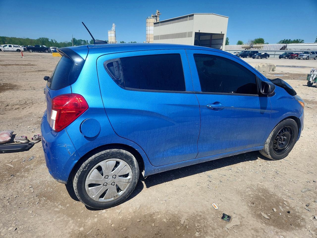 2017 CHEVROLET Spark