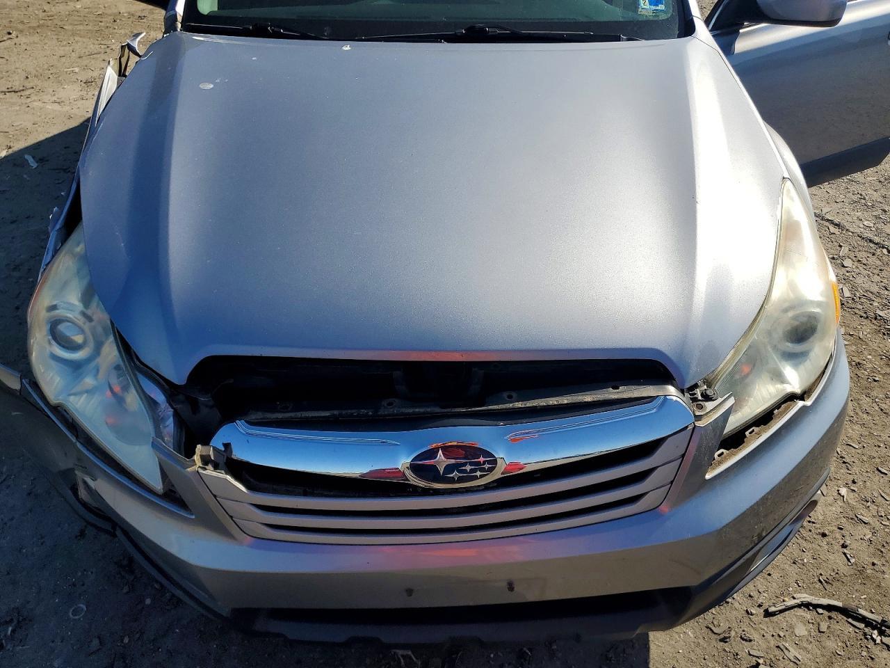2010 SUBARU Outback