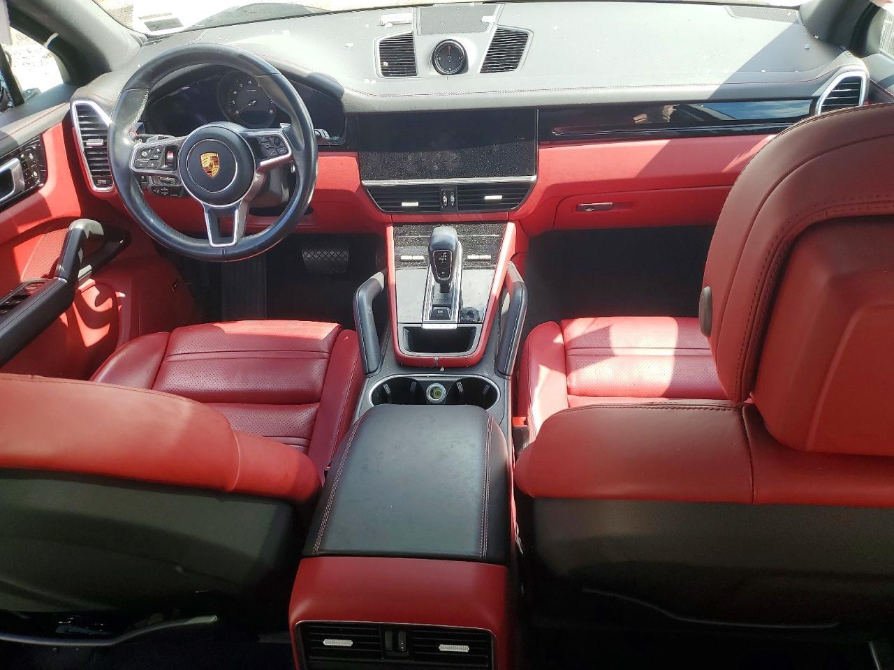 2021 PORSCHE CAYENNE