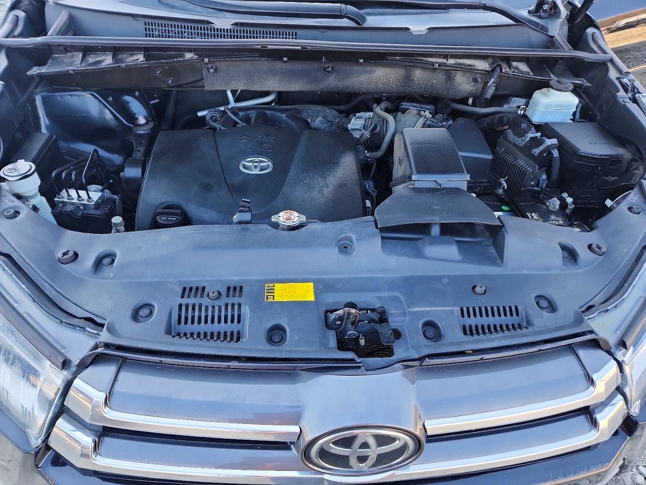 2019 TOYOTA HIGHLANDER