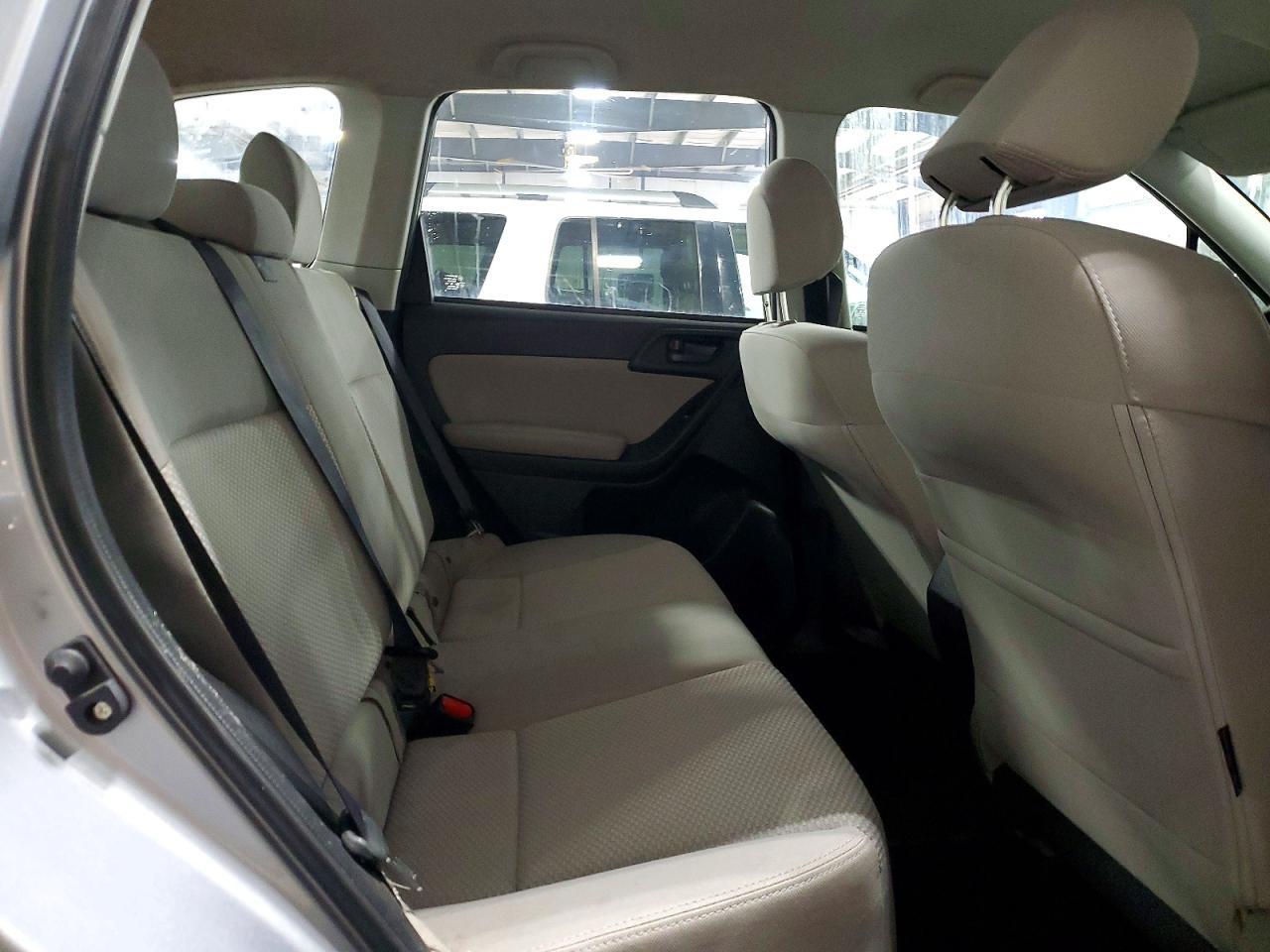 2016 SUBARU FORESTER