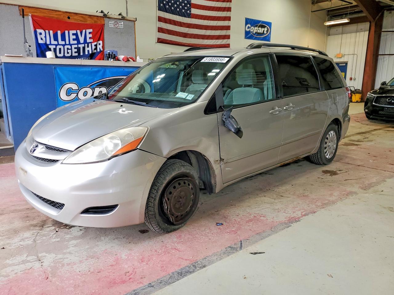 2008 TOYOTA SIENNA
