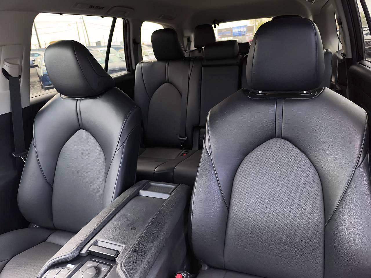 2024 TOYOTA HIGHLANDER