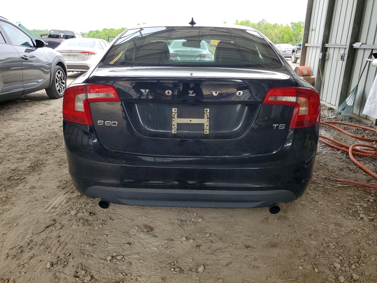 2012 VOLVO S60