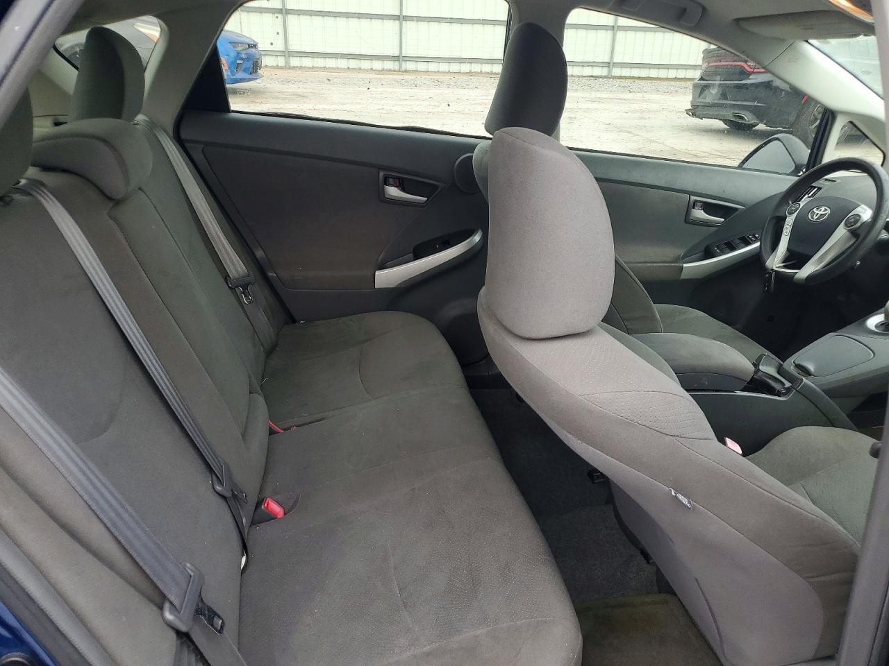 2011 TOYOTA PRIUS