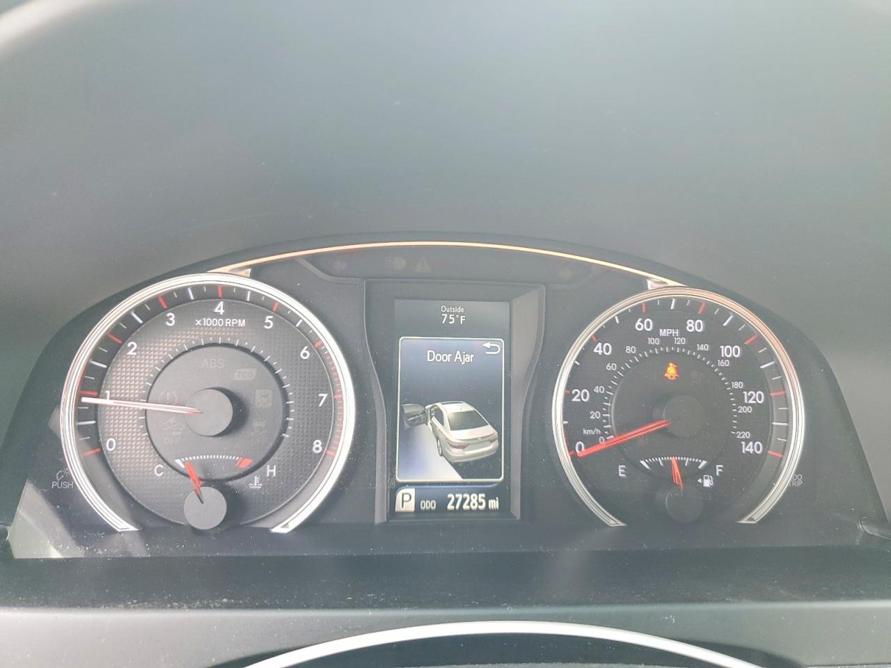2016 TOYOTA CAMRY