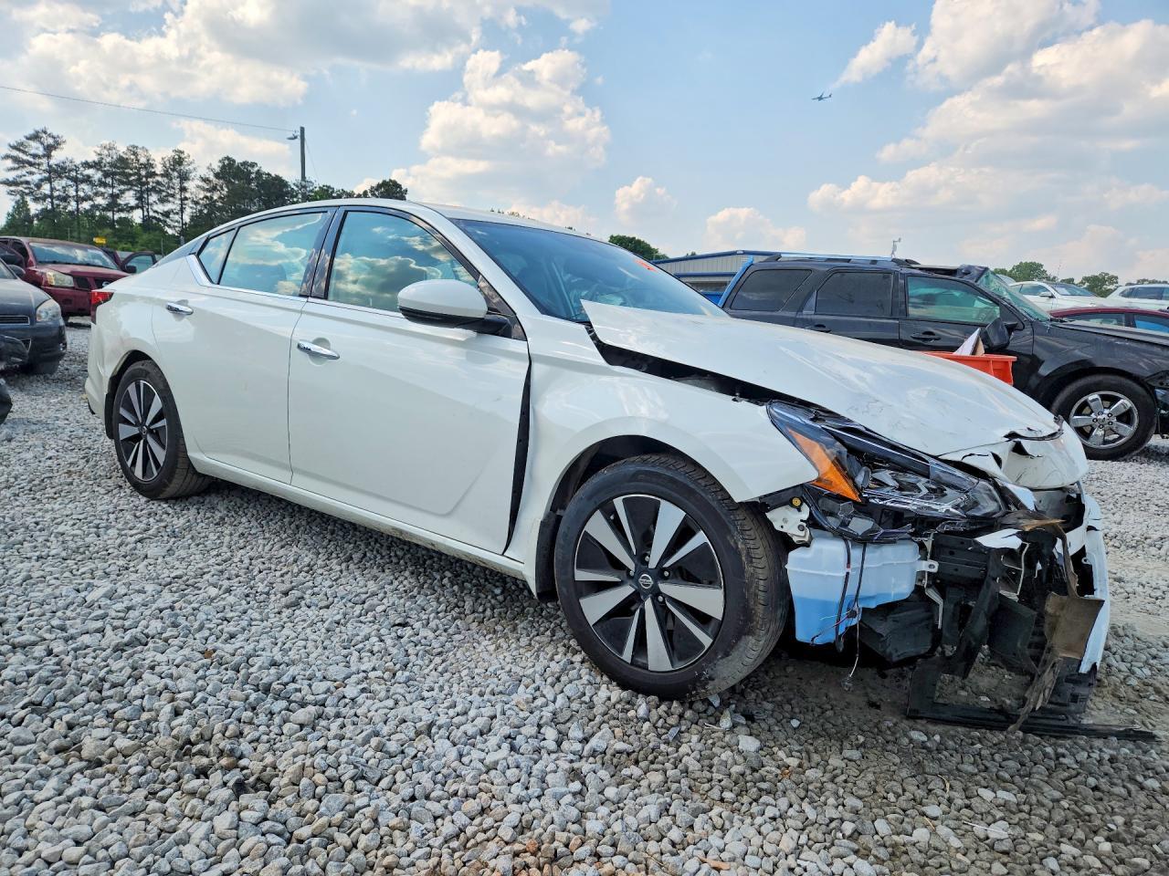2019 NISSAN ALTIMA