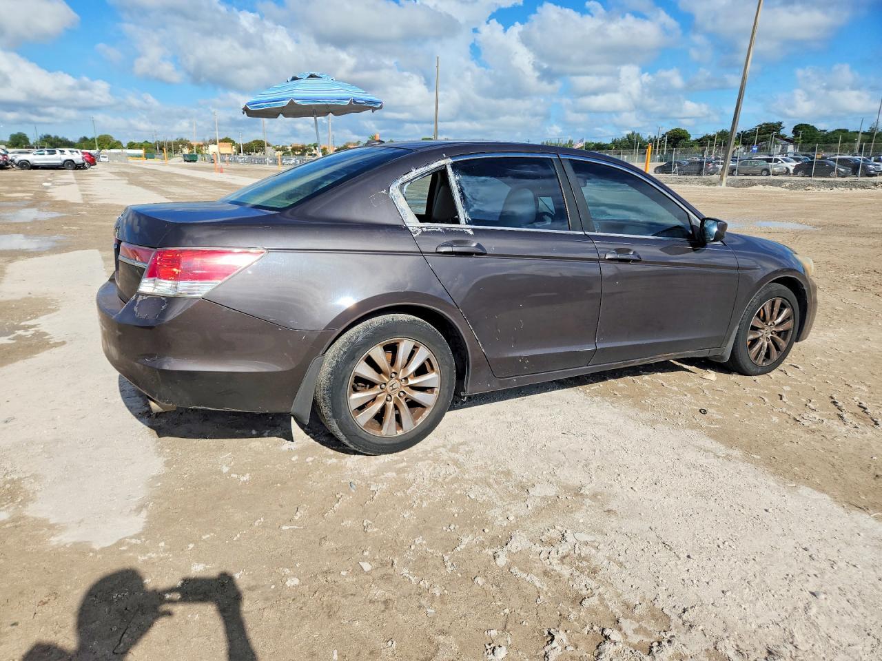2011 HONDA ACCORD