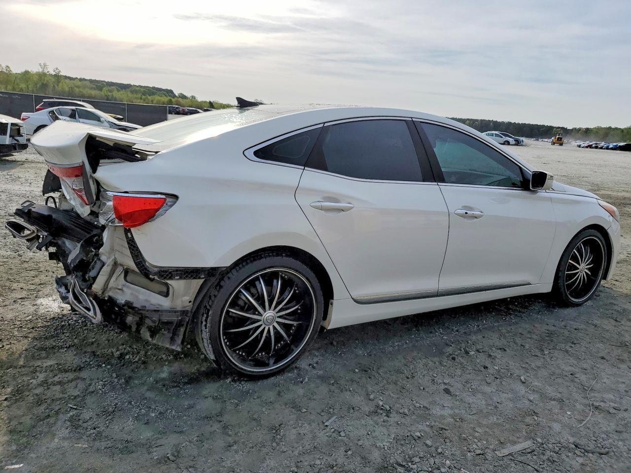 2014 HYUNDAI Azera