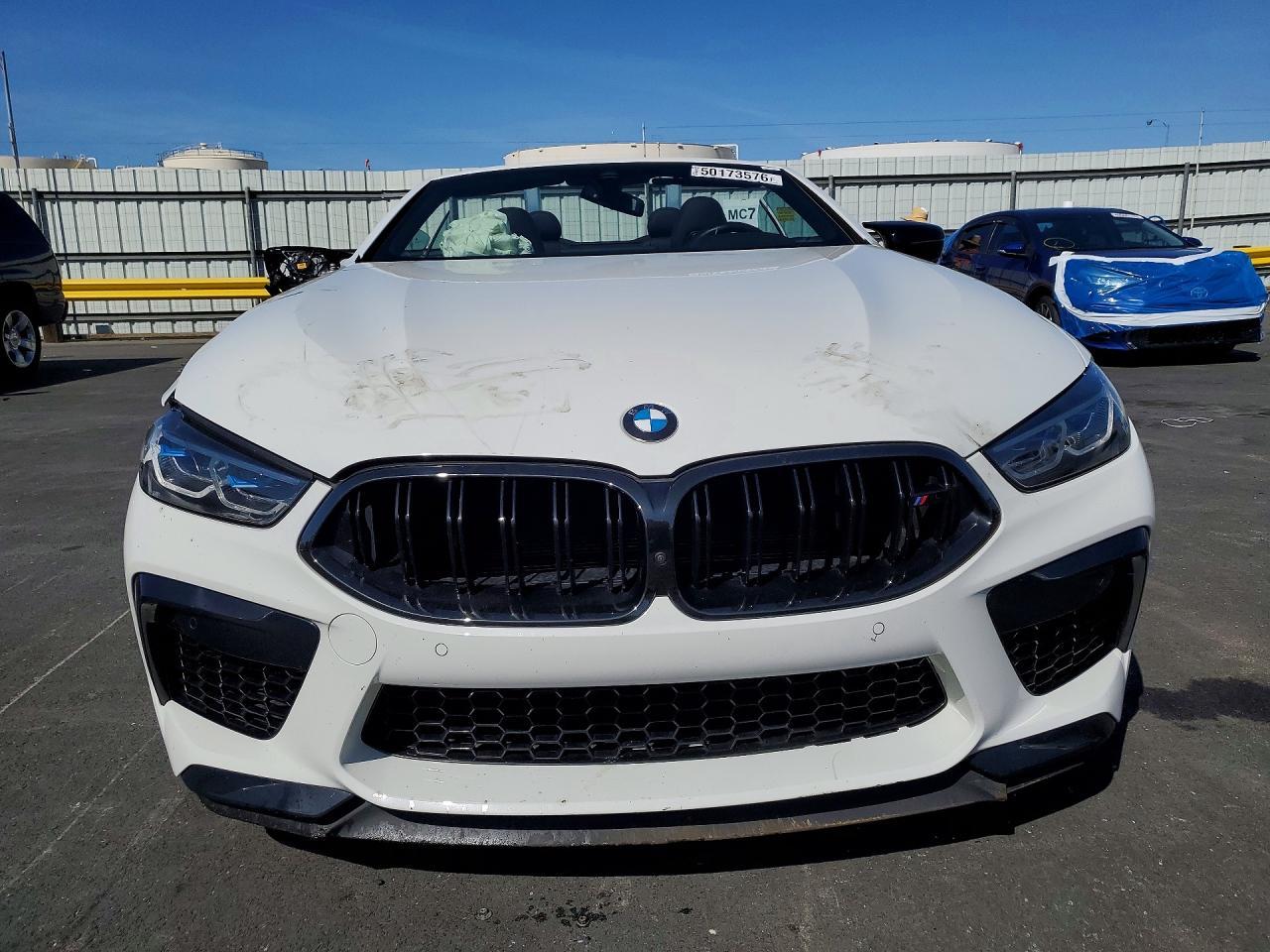 2024 BMW M8