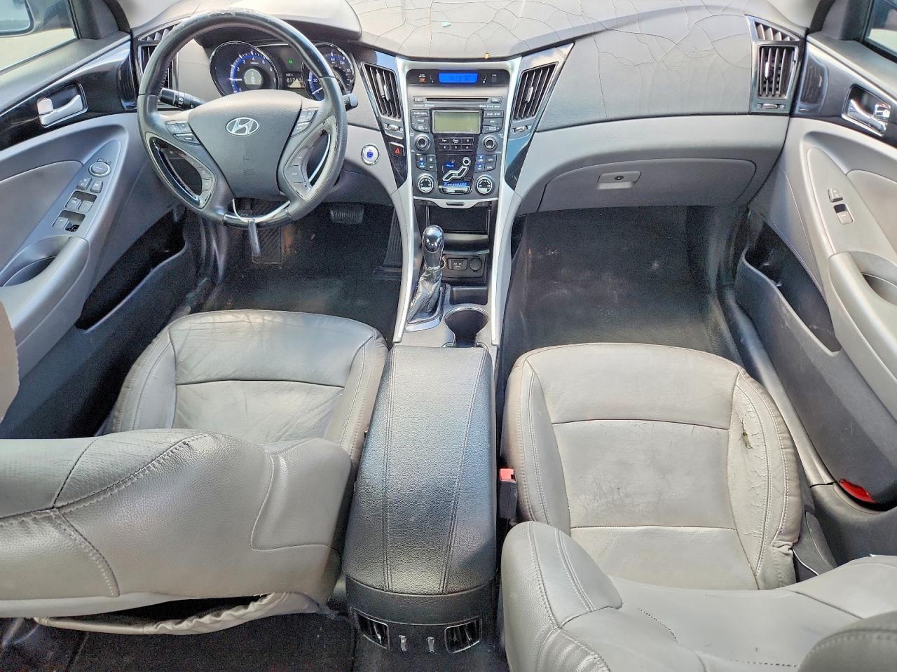 2013 HYUNDAI SONATA