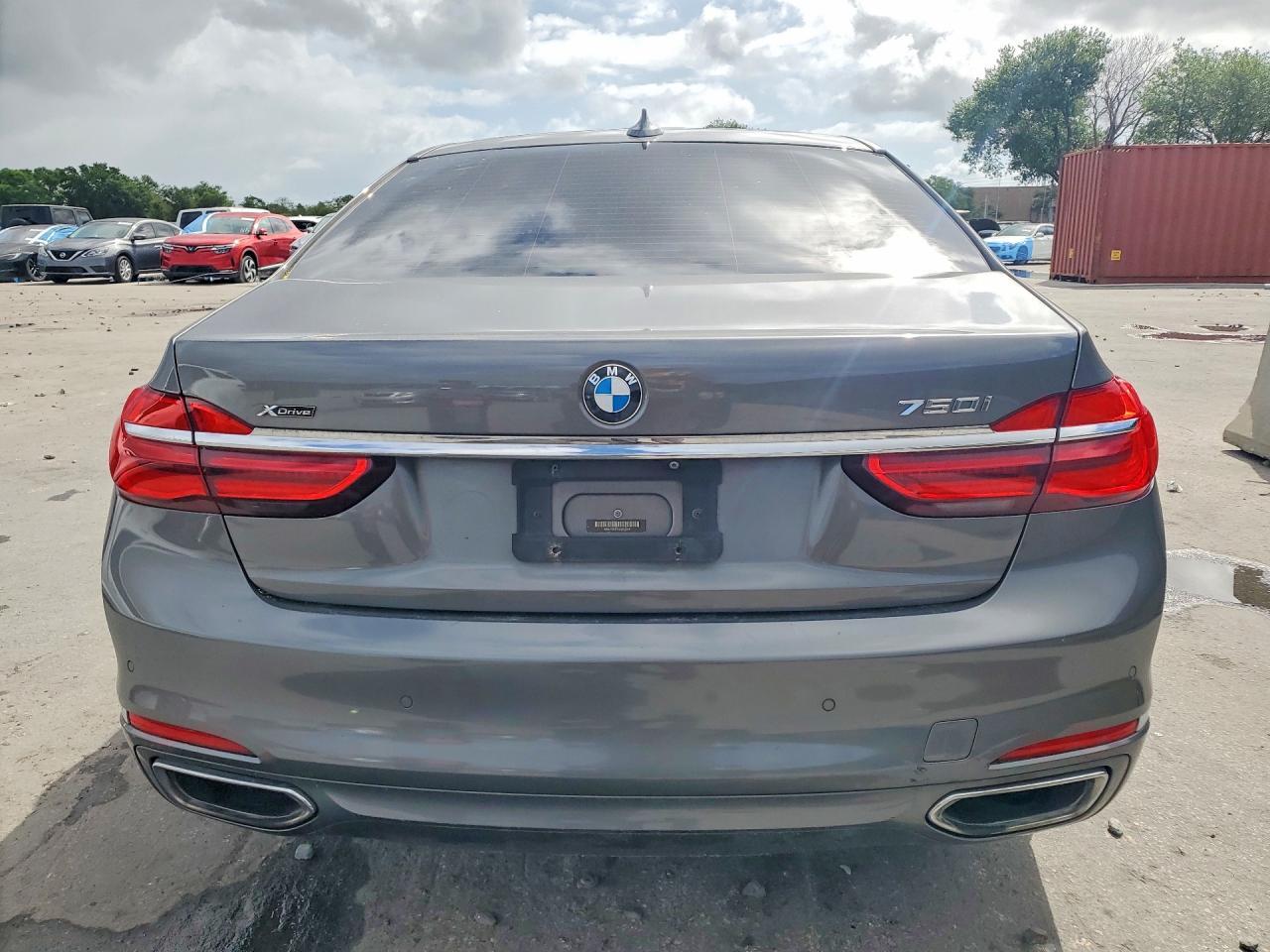 2016 BMW 7 series