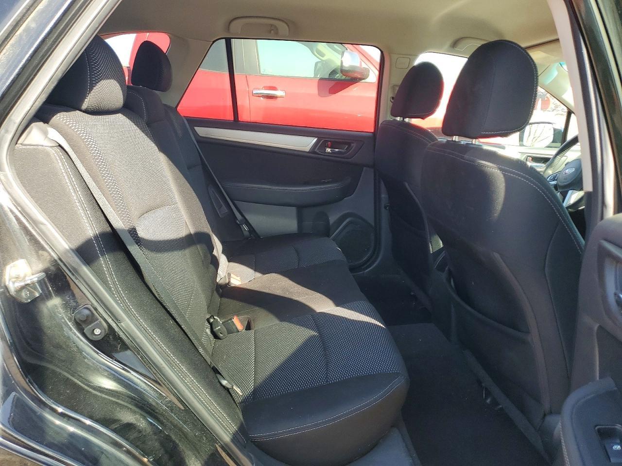 2015 SUBARU Outback
