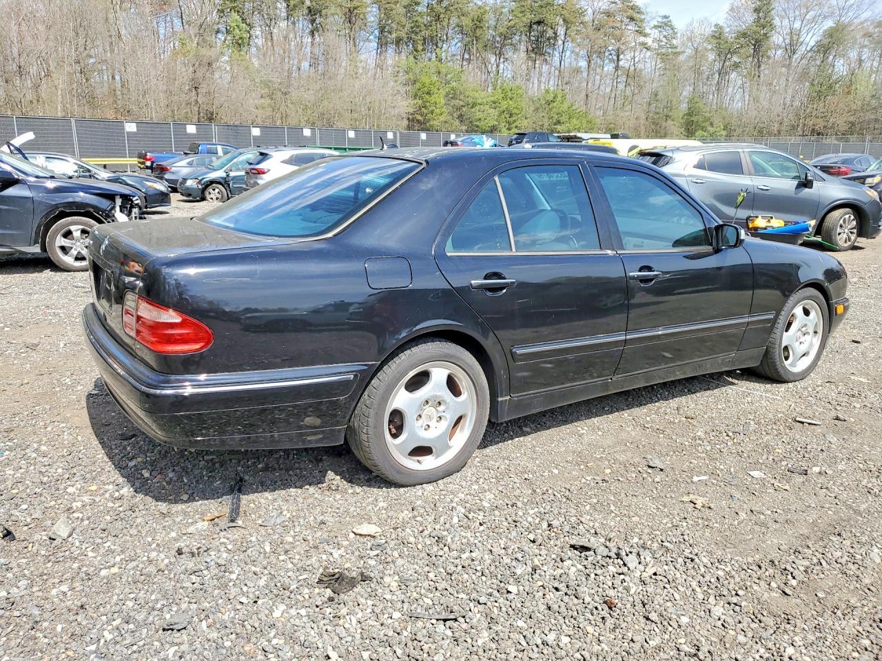 2001 MERCEDES-BENZ E-Class