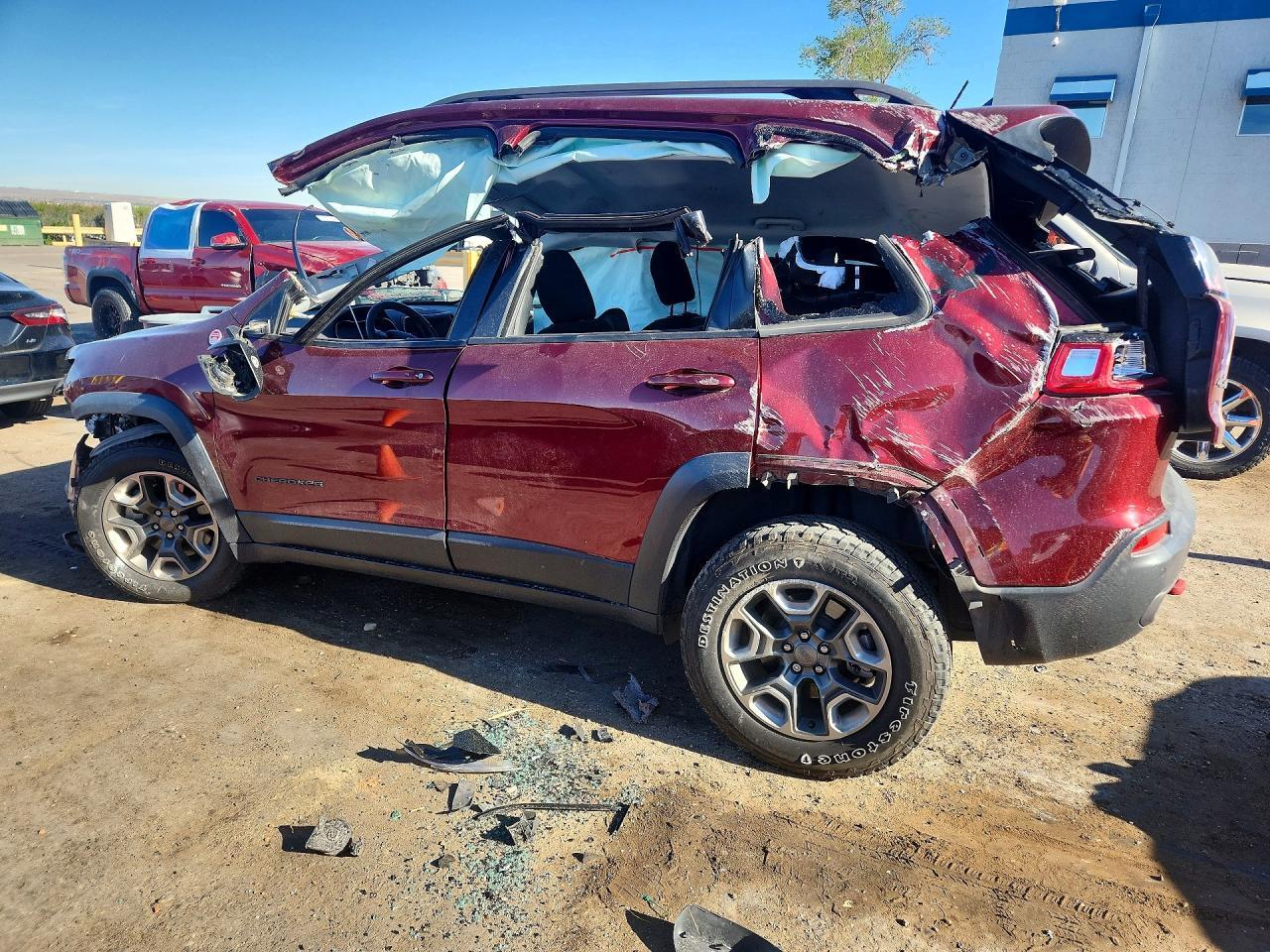 2019 JEEP CHEROKEE