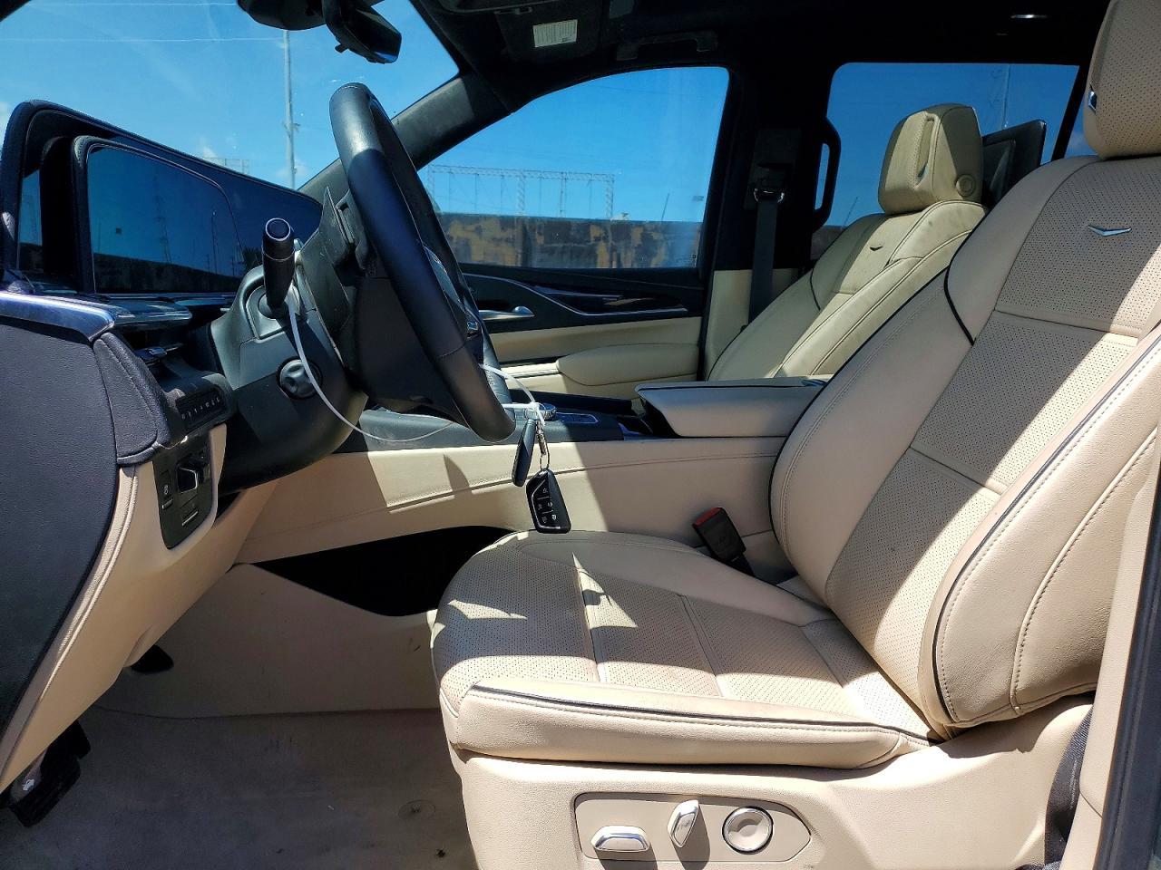 2024 CADILLAC ESCALADE