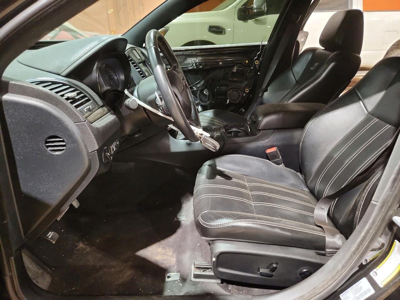 2017 CHRYSLER 300