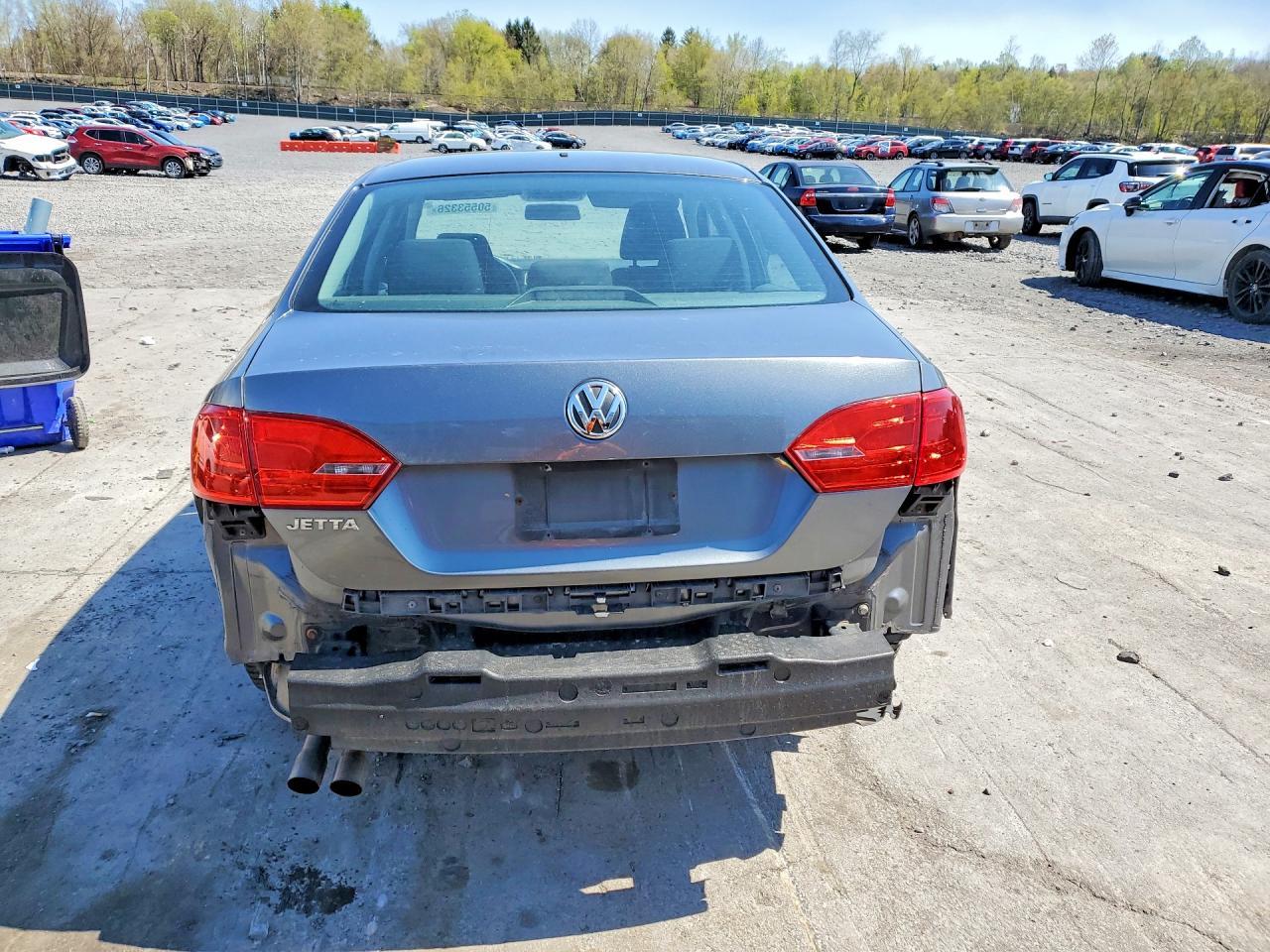 2013 VOLKSWAGEN JETTA