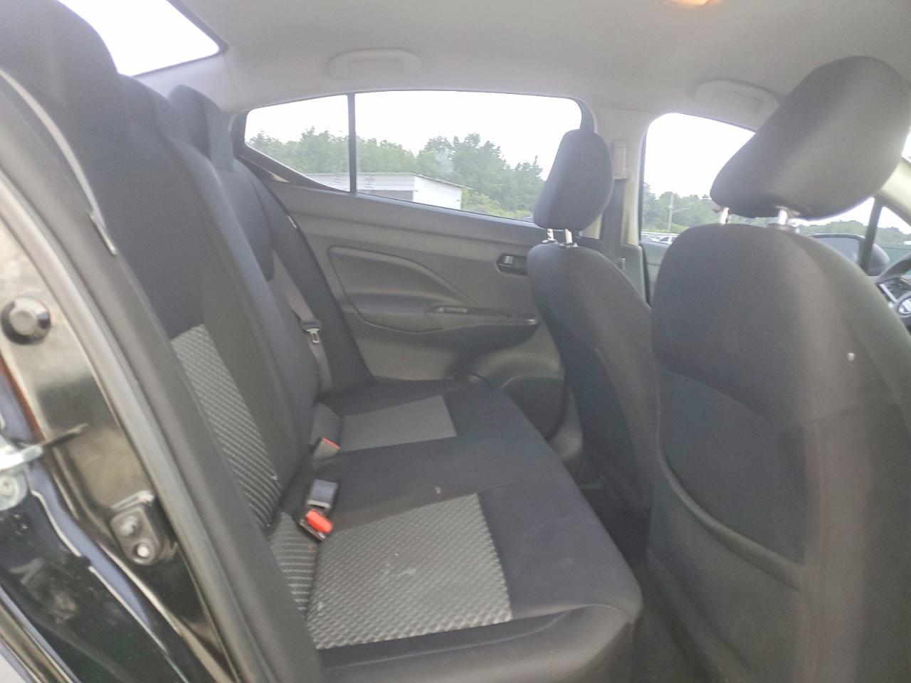 2021 NISSAN VERSA