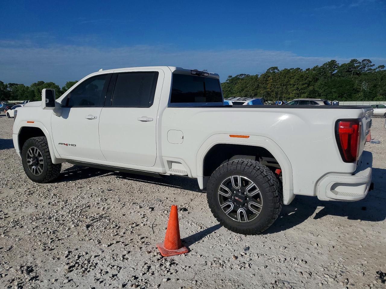 2022 GMC Sierra