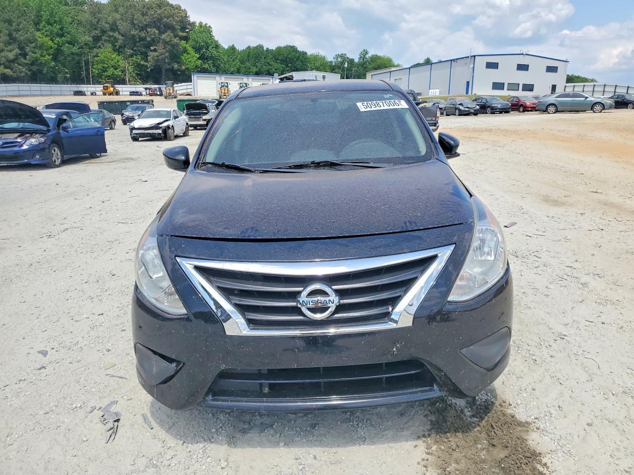 2018 NISSAN VERSA