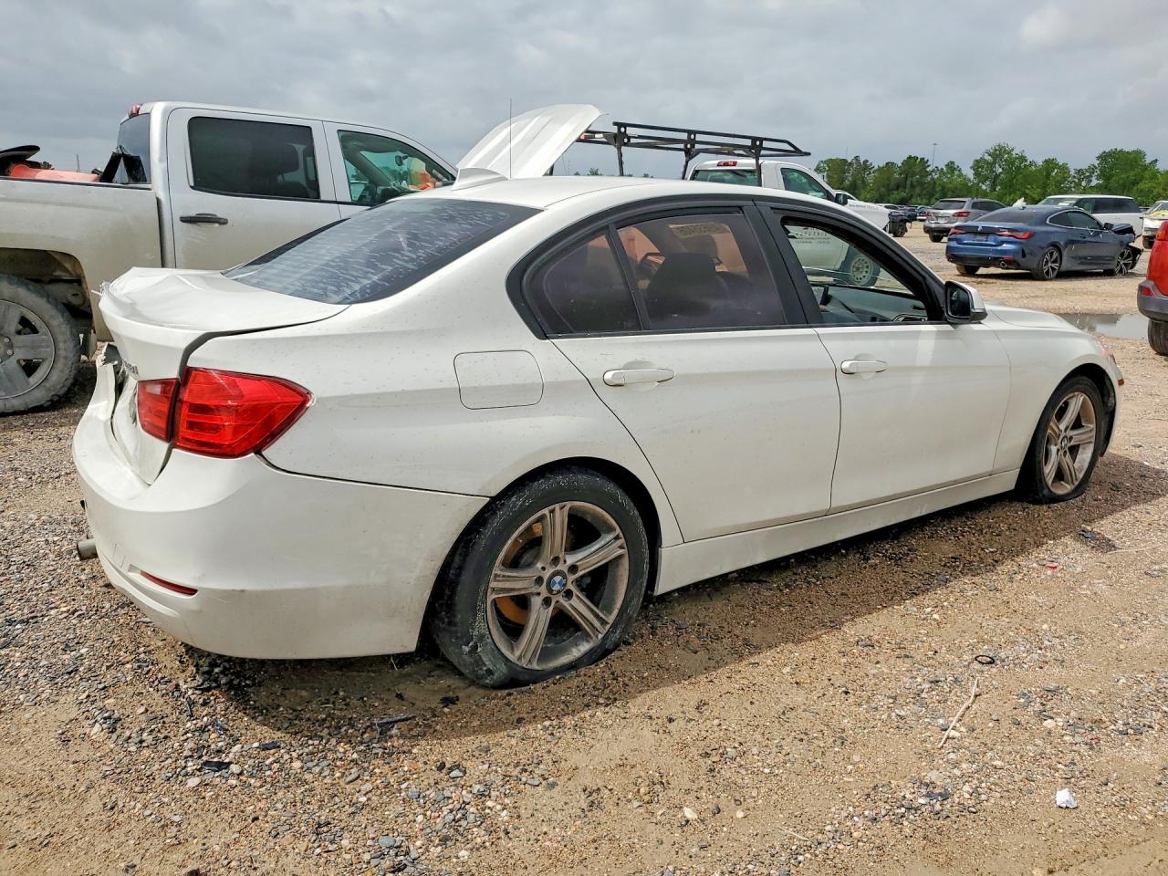 2014 BMW 3 SERIES