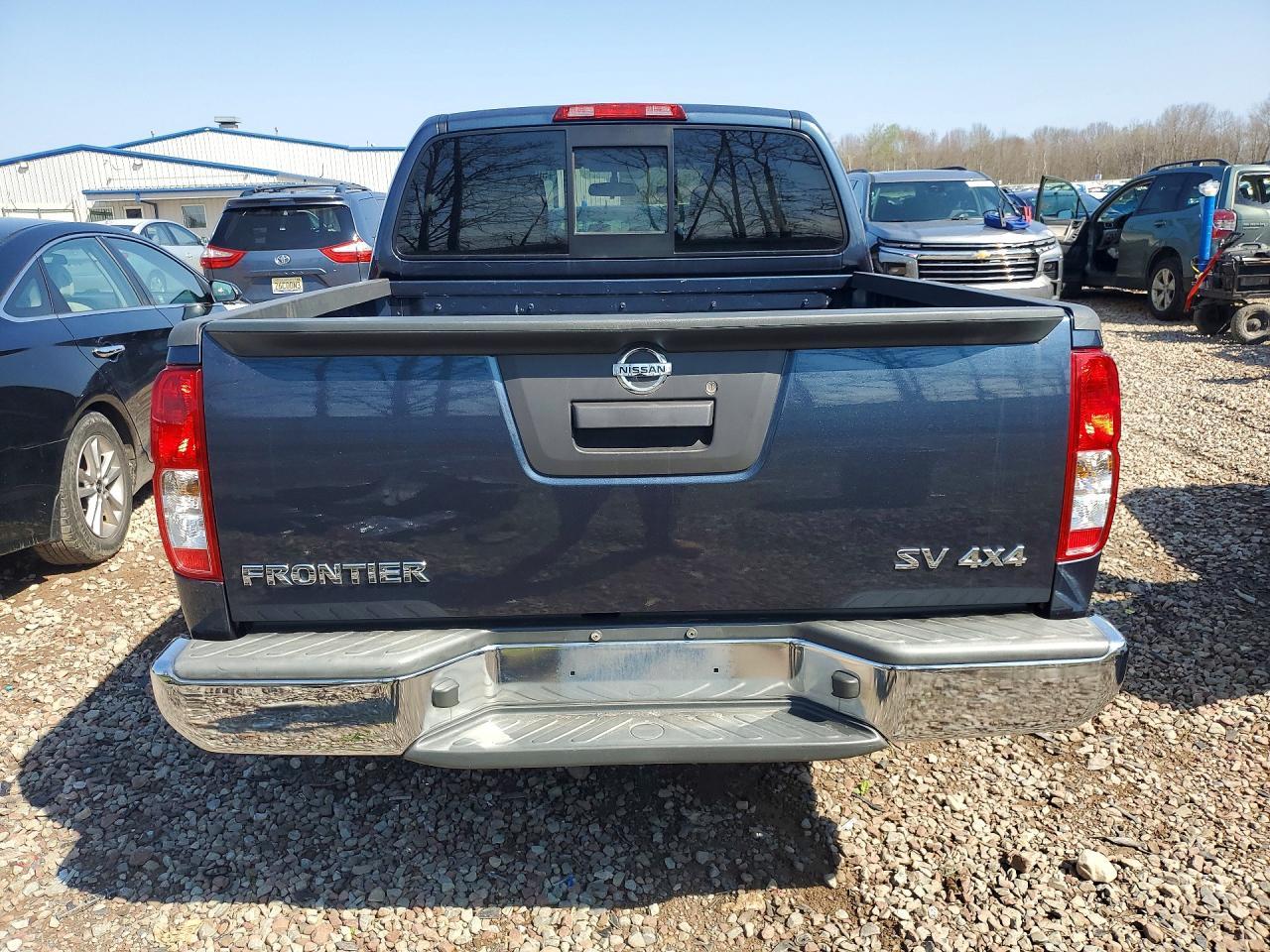 2014 NISSAN Frontier